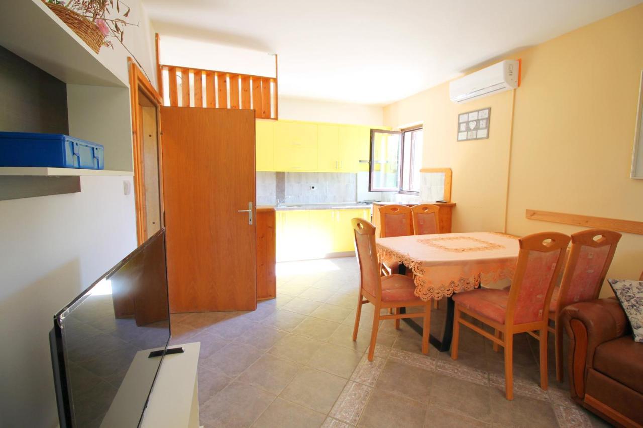 Apartamento Dubravka Dinjiška Exterior foto
